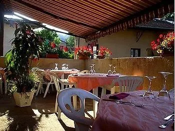 Hôtel Restaurant Le Saint Clément 2*, Saint-Clement-sur-Valsonne